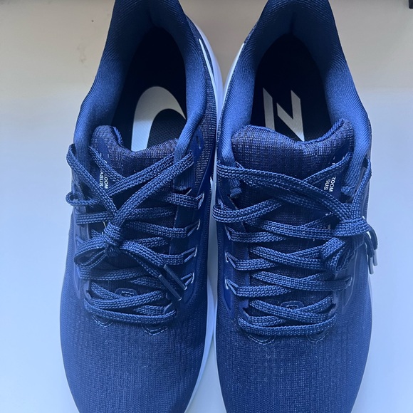 Nike Air Zoom Pegasus “College Navy” - Picture 3 of 5